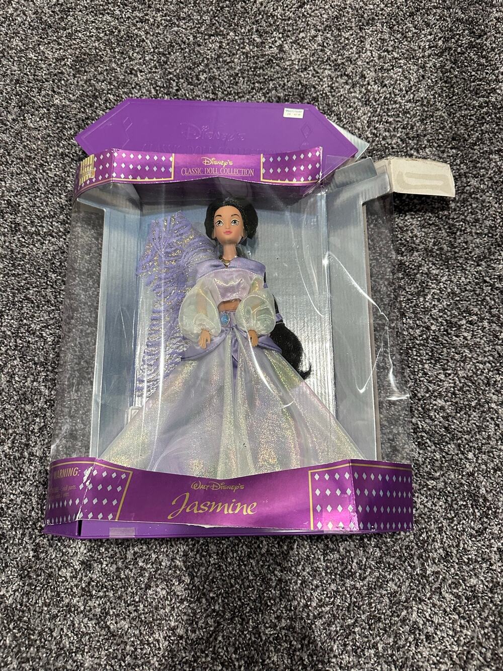 Disney's Classic Doll Collection Jasmine Fashion Doll